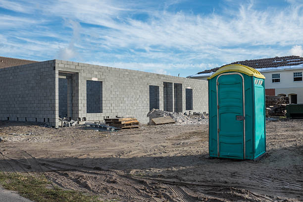 Best Luxury portable toilet rental  in Mondovi, WI